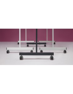 Soporte T con ruedas 2